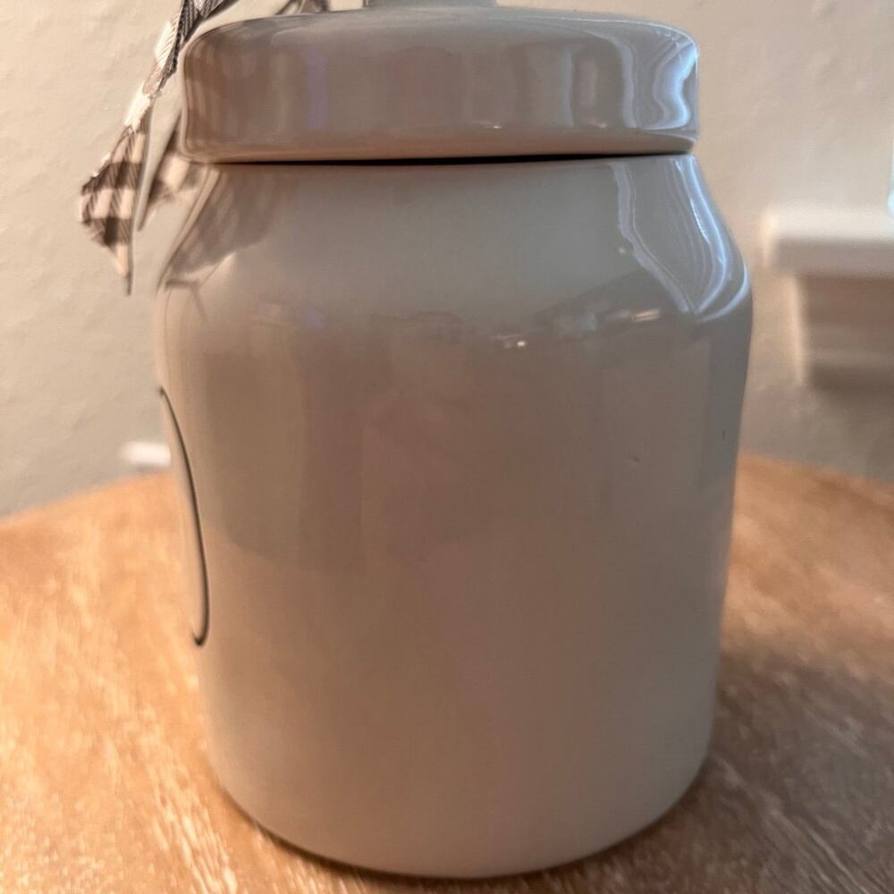 Rae Dunn XOXO Small Canister - Picture 2 of 5